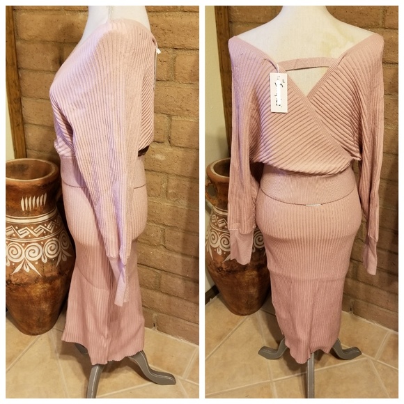 ❗ONE LEFT❗🆕️ 2 Piece Off Shoulder Sweater Dress💞 - Picture 3 of 8